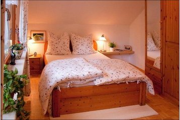 Germany Privát Mücke, Interior